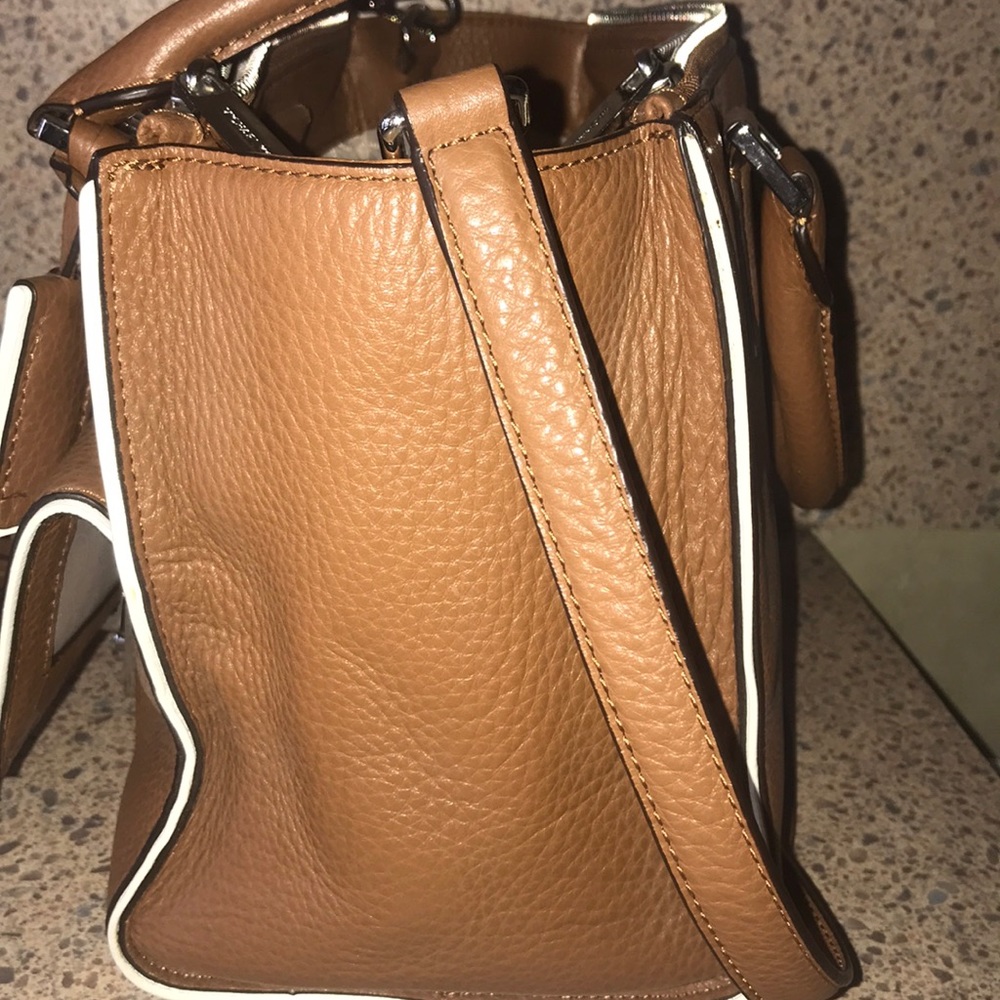 Michael Kors bag - Picture 4 of 8
